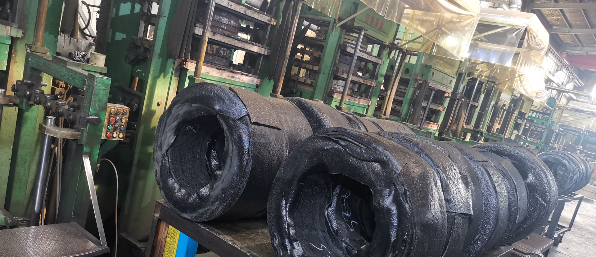 Solid Forklift Tire